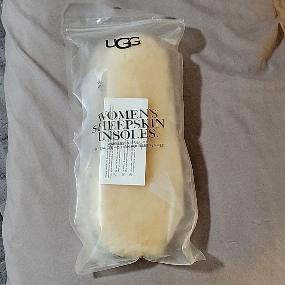 Sheepskin insoles